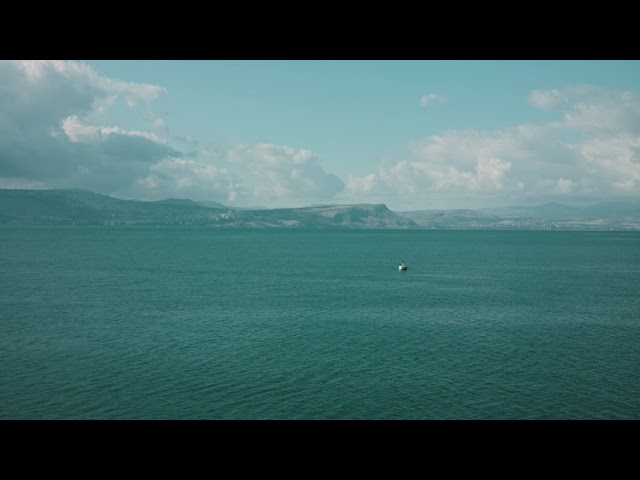 A Year On Earth - Before I Wait (Visualizer) adlı videoyu YouTube'da izle A Year On Earth - Before I Wait (Visualizer) adlı videoyu YouTube'da izle