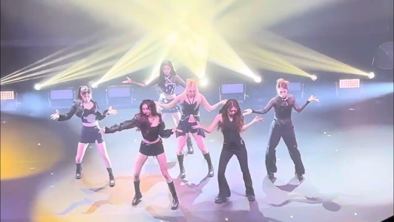 K pop группа everglow. Группа everglow участницы. Группа эверглоу участницы. Группа everglow 2020. Everglow photoshoot.