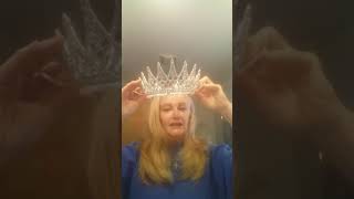 How to keep the Crown on!  Crownclips on Large Crown