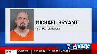 32-year-old man charged with 1st-degree murder in stabbing death of mother