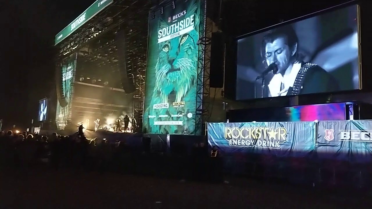 Arctic Monkeys - Do i wanna know - Southside 2018