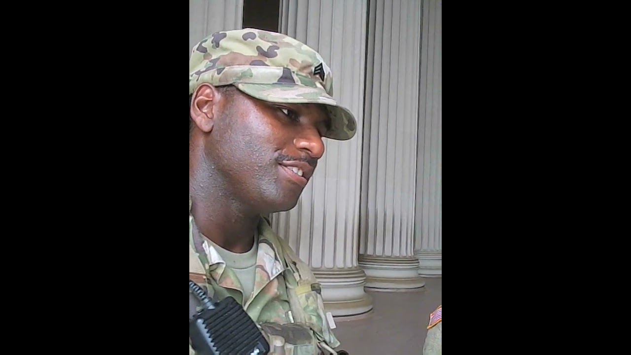 PATRIOTIC NATIONAL GUARD AT LINCOLN MEMORIAL