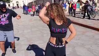 Hipnotizame - Zumba with Carlos Gil/Zin 72  follow me on Instagram: carlos_gil_fitness Resimi