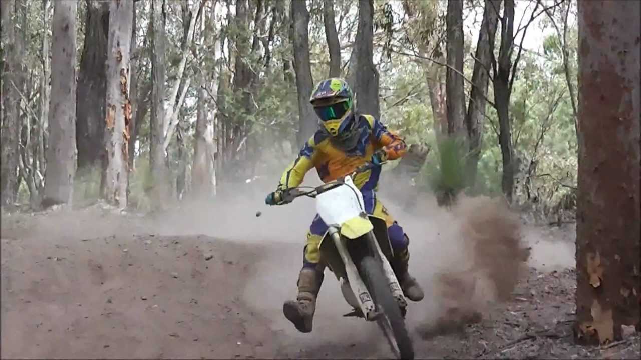 SUZUKI RM125 - PRATTEN MX