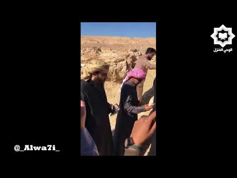 تلاوة مباركة للشيخ علي صلاح عمر من امام بئر مدين لقصة موسى والفتاتين