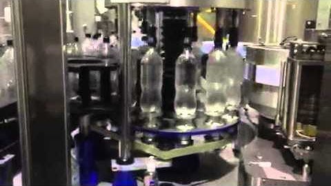 Razorcut  Roll Fed Labelling Machine  Australia - 18 000 cph - 1.25 L - Sparkling Beverages Line