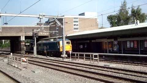 Class 87 passes through tamworth low level