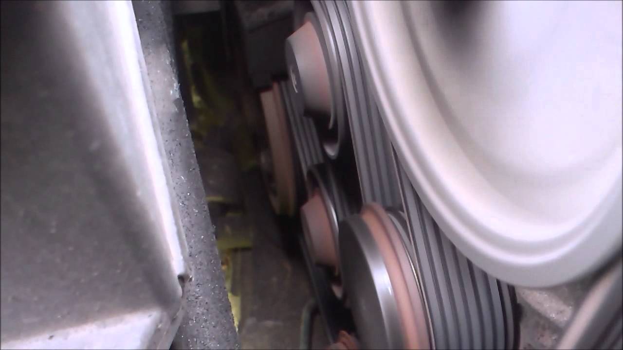 Volvo V70 D5 strange noise from auxiliary belt YouTube