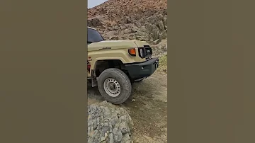تهريب تويوتا شاص Toyotahilux 4x4 