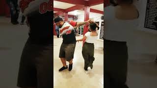 Horacio Franco y Lenssy Bailando (CUMBIA DE VUELTAS) Reynosa