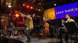 JazzBaltica Ensemble dir. by Nils Wülker feat. Dave Douglas: UPHILL