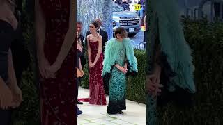 Nicole Kidman, Anna Wintour and Lauren Sánchez Bezos had the crowd going wild at the #MetGala