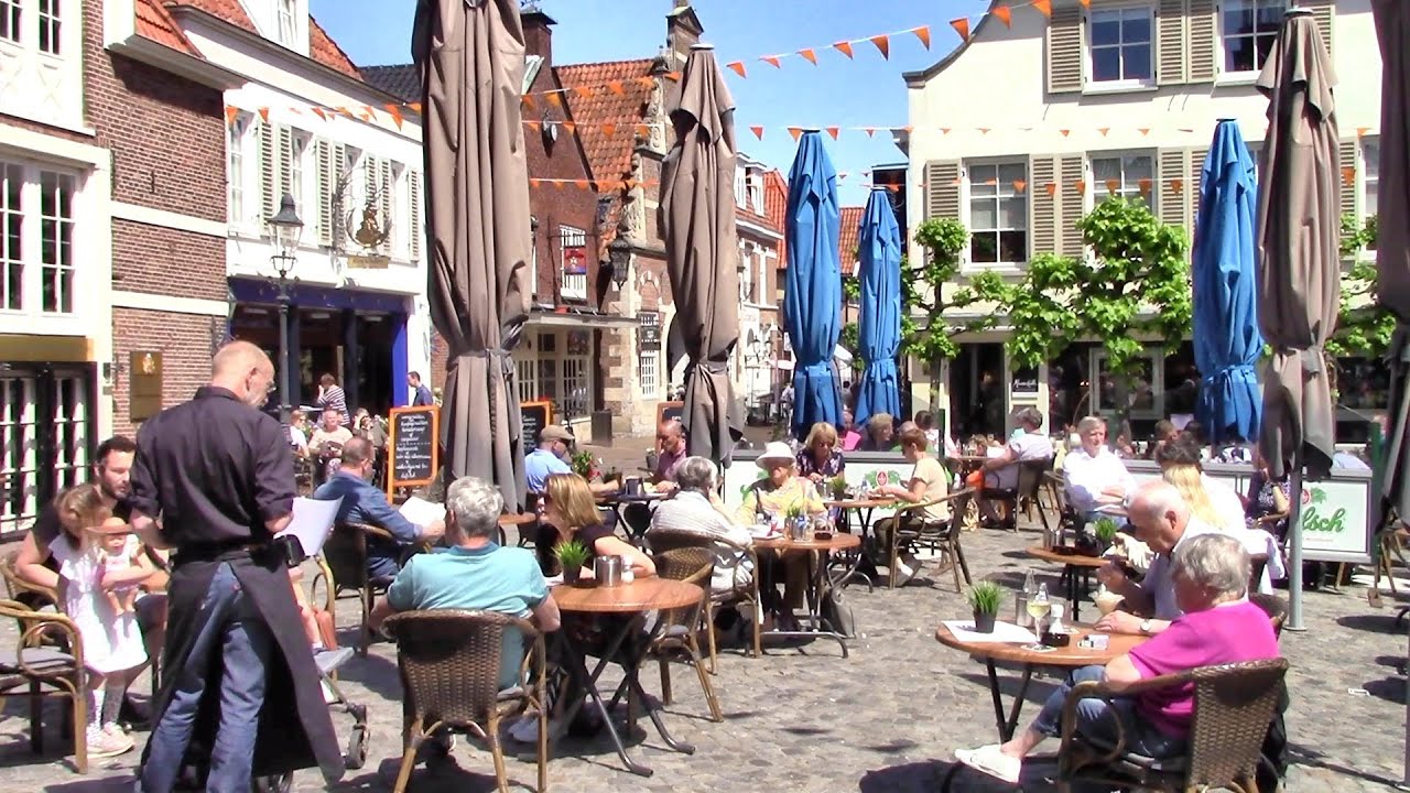 Ootmarsum (1/2) - Stadswandeling, 30 mei 2021