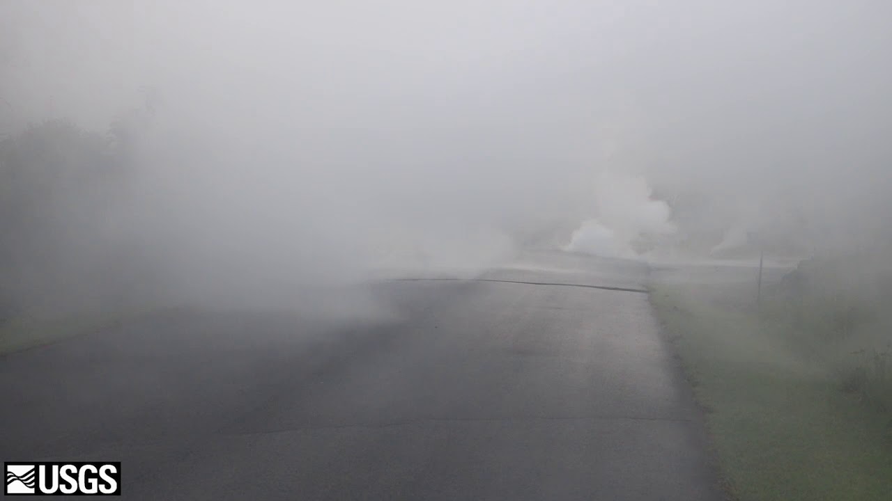 Kilauea Volcano Fissure No. 3 Opens in Leilani Estates