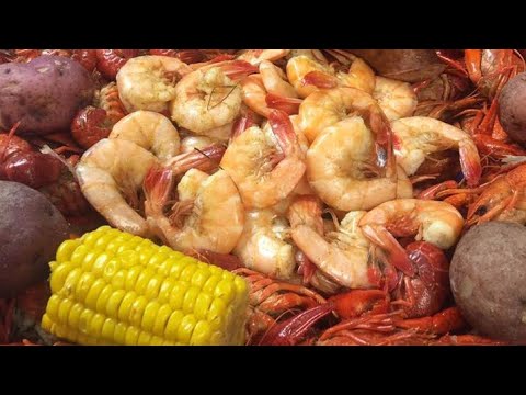 New orleans, La. Where The Locals Eat - YouTube