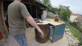 How to straighten huge stumps with a chainsaw
