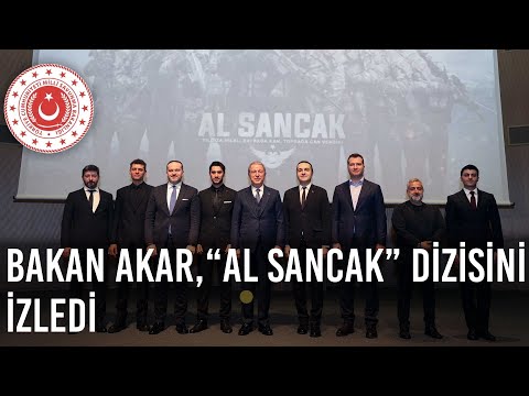 Millî Savunma Bakanı Hulusi Akar ve Komutanlar, “Al Sancak” Dizisini Oyuncularla Beraber İzledi