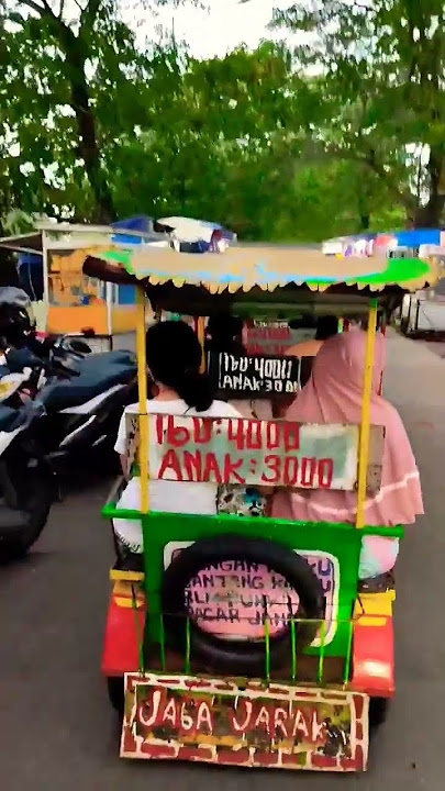 wow naik odong ~odong kereta mini cuma 3000 doang murah banget...