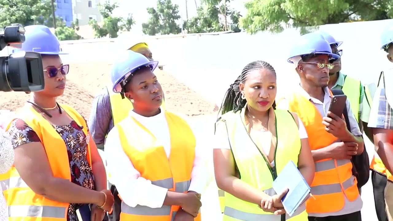 RC SIMIYU AKAGUA MAENDELEO UJENZI WA SOKO KUU LA KISASA LA BILIONI 26 BARIADI,