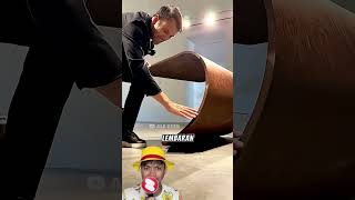 MEJA INI NANTANG HUKUM FISIKA TANPA TRIK SULAP! #shorts