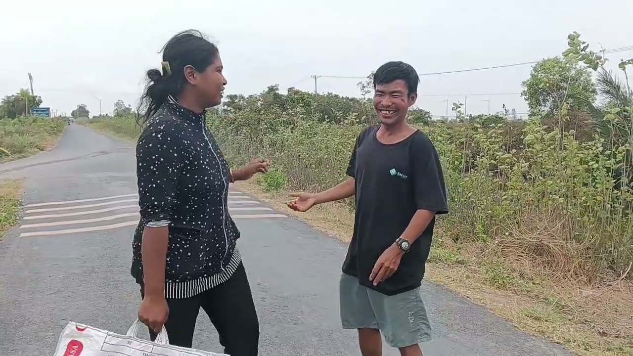 Anh hận chuyến này tới công chuyện với chị út rồi #u75 