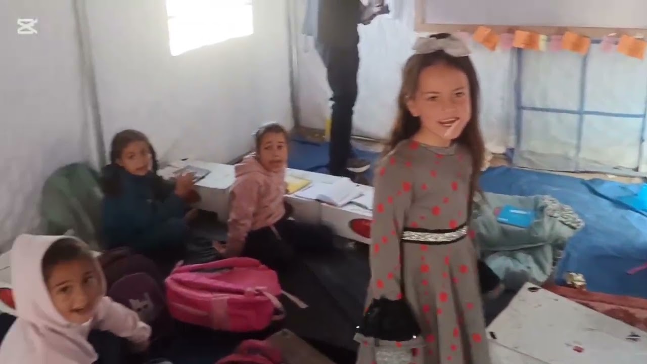 شوفو تزيين مدرستنا الحلوة 🌜🎊🥳🥰 كل عام وأنتم بألف خير #رمضان #غزة #أطفال #مدرسة #زينة 