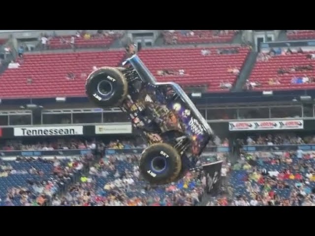 Monster Jam World Finals XXII High Jump WINNER - Son-Uva