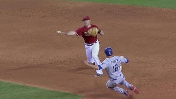 D-backs turn a 6-4-3 double play