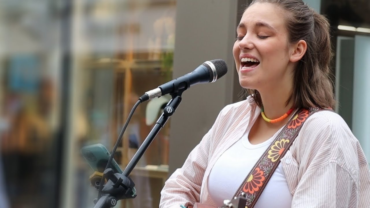 WOW....teenagers vocals BETTER than the BEST!! Coldplay The Scientist