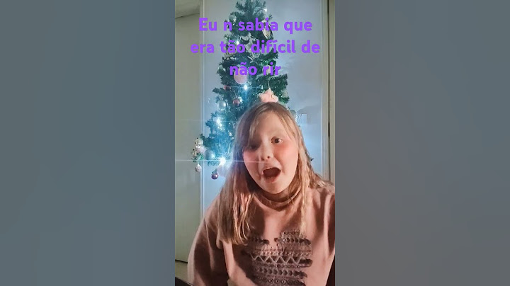 Gente tá tudo bem a árvore de natal não caiu em cima de mim#humor