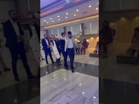 شوفوا هدايا صحاب العريس مسسسسخرة