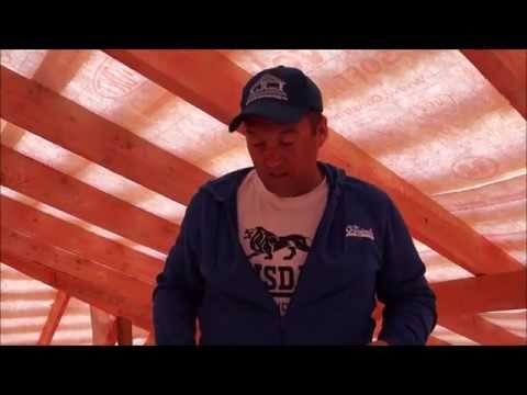 Строим каркасный дом. (День 7) Стропила крыши. Кровмонтаж.