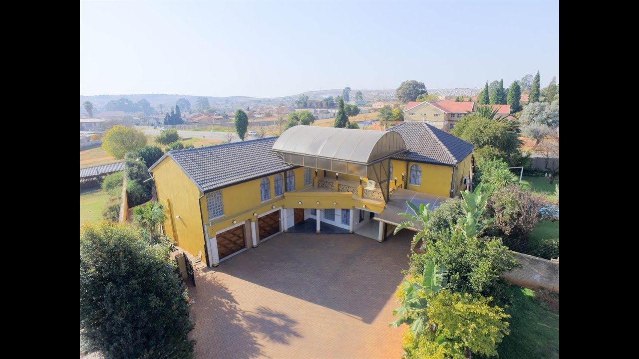 5 Bed House for sale in Gauteng Johannesburg Lenasia To Ennerdale