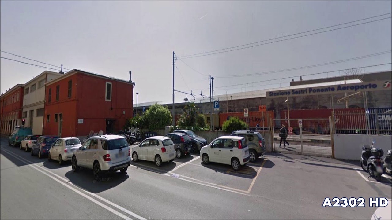 Annunci alla Stazione di Genova Sestri Ponente Aeroporto