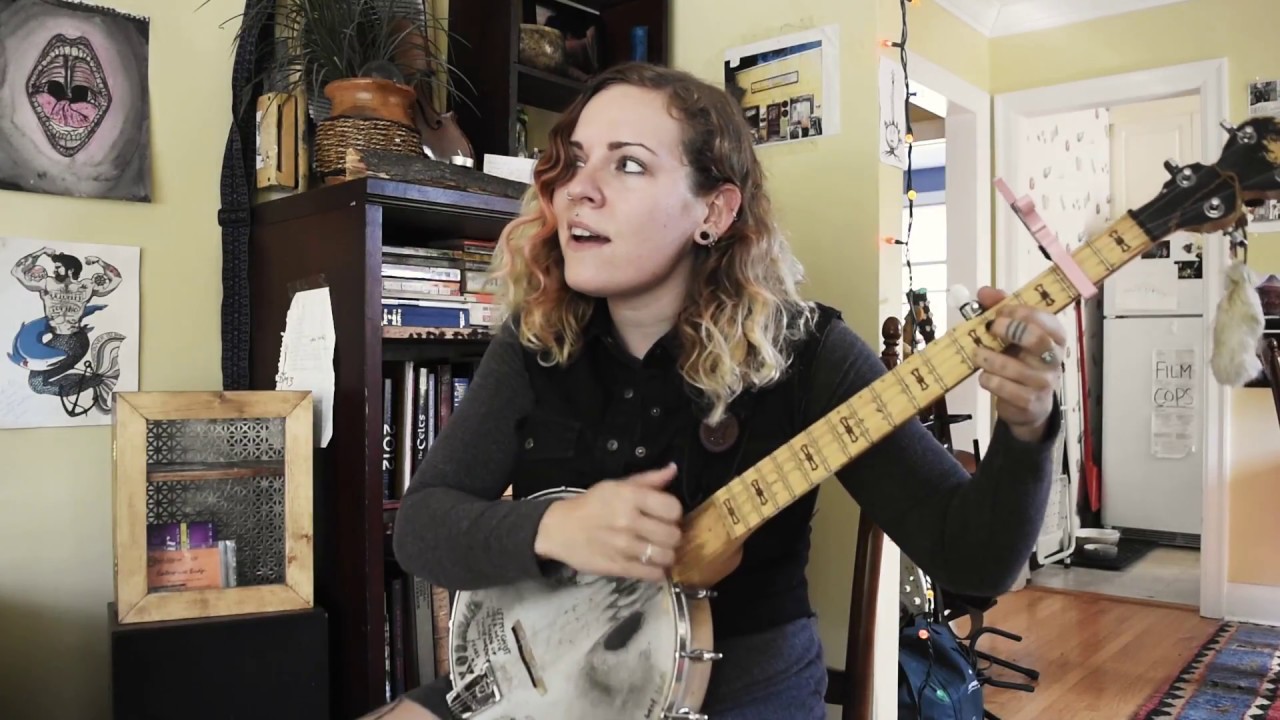 Download Meredith Moon - Cumberland Gap (Clawhammer Banjo)