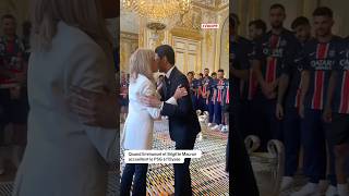 Emmanuel Et Brigitte Macron Accueillent Le Psg À Lélysée