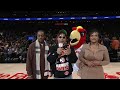 'Bee My Wife' 🐝❤️ Fan proposes at Hawks game during timeout puzzle challenge