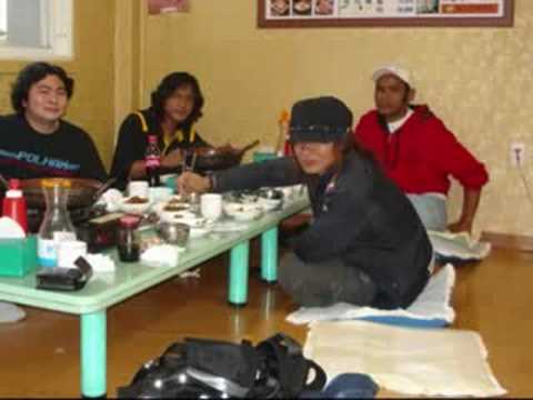 Aku di sini untukmu