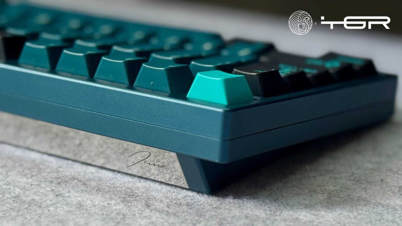 The Holy Grail of Custom Keyboards: TGR Jane v2 ME