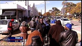 Large turnout at turkey giveaway draws supply concerns
