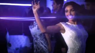 Download lagu Closeup Diamond Attraction