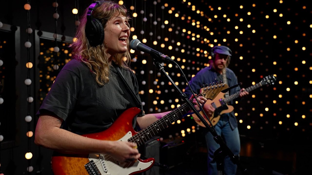 Mira Rosali - Rewind (Live on KEXP) en YouTube Mira Rosali - Rewind (Live on KEXP) en YouTube