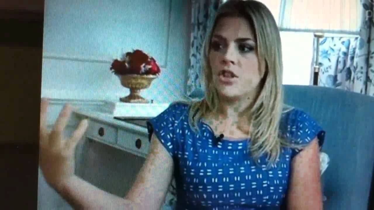 Busy Philipps answering questions about Cougar Town