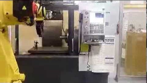 Fanuc Robot Machine Tendning HAAS CNC Mill with 4th Axis
