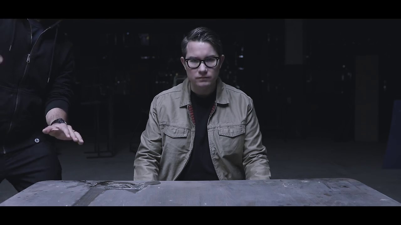 Παρακολούθηση Hawthorne Heights - Push Me Away στο YouTube Παρακολούθηση Hawthorne Heights - Push Me Away στο YouTube