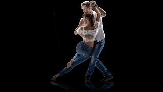 Learn to dance Bachata at Palais de Danse Destination to Dance