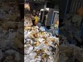 中国の宅配荷物集積所　乱雑過ぎる