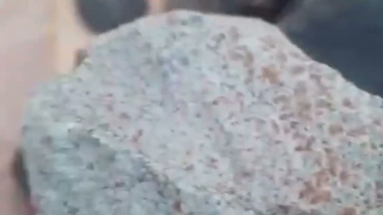 How do I identify meteorites?• 