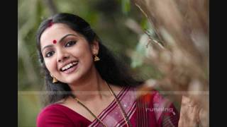 Swapna Sanchari Songs Kilikal Paadum With Lyrics