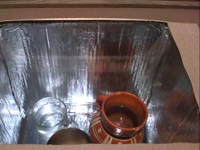 HORNO SOLAR DE DOBLE CAJA DE CARTON CUAUHTEMOC 2013 - YouTube